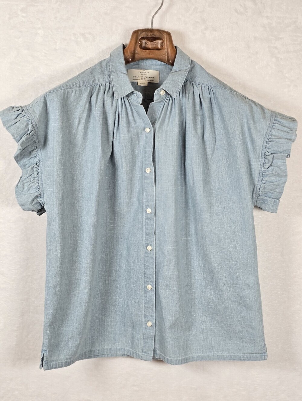 Trovata Birds of Paradis Marianne B Chambray Ruffle Sleeve Shirt S Button Down - Picture 2 of 15